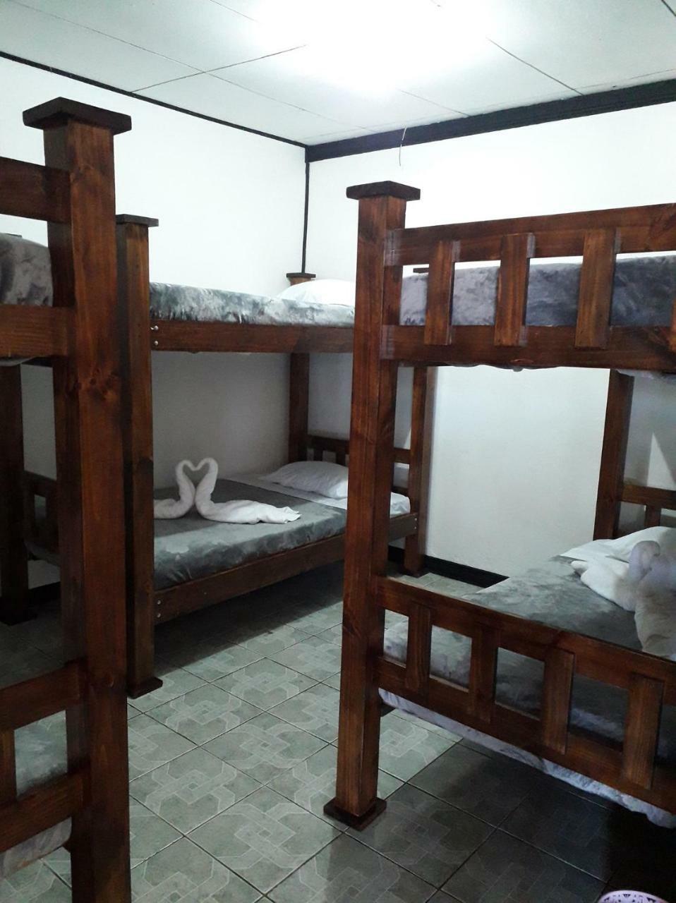 Hostel California Monteverde 외부 사진