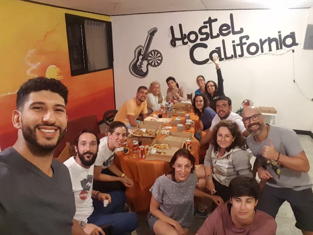 Hostel California Monteverde 외부 사진