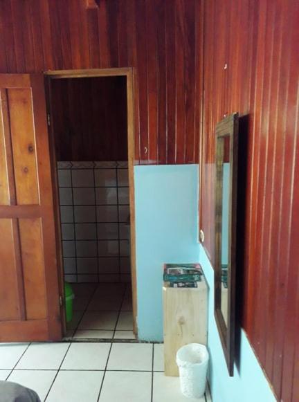 Hostel California Monteverde 외부 사진